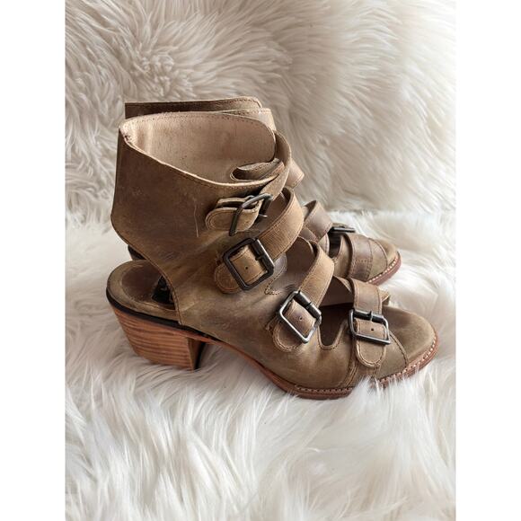 FREEBIRD BY STEVEN Quail Sandals in Brown 9 - Picture 8 of 11